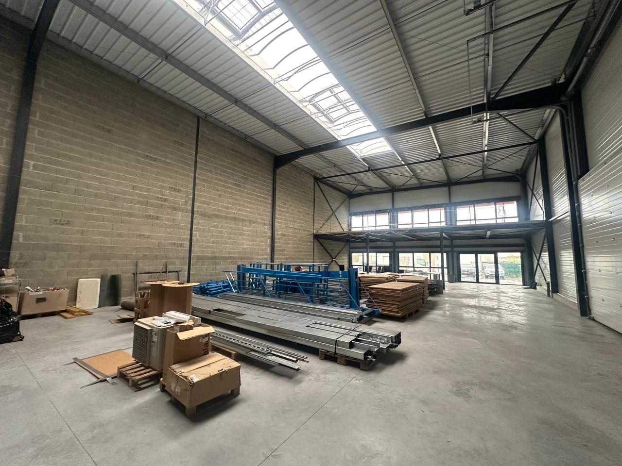 Vente local d'activité Joué-lès-Tours Indre-et-Loire OVACT2640033 2