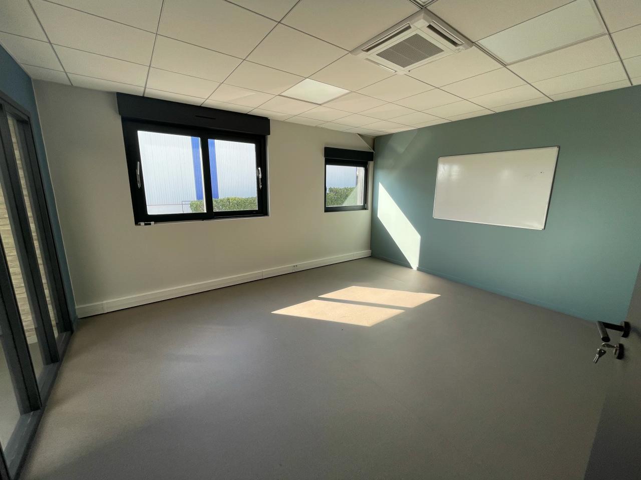 Location bureau Fontaine-lès-Dijon Côte-d'Or OLBUR2528970 1