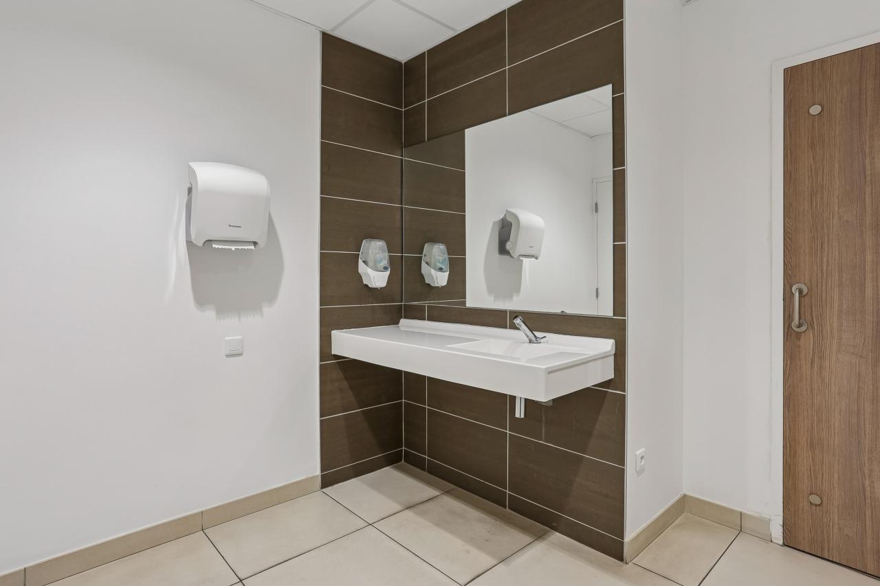 Location bureau Aix-en-Provence Bouches-du-Rhône OLBUR2314514 17