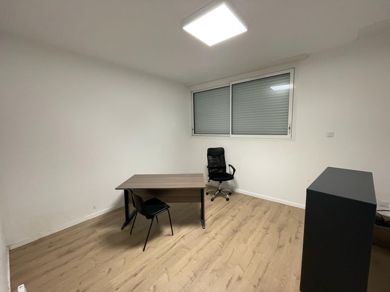 Vente bureau Tours Indre-et-Loire OVBUR2427660 1