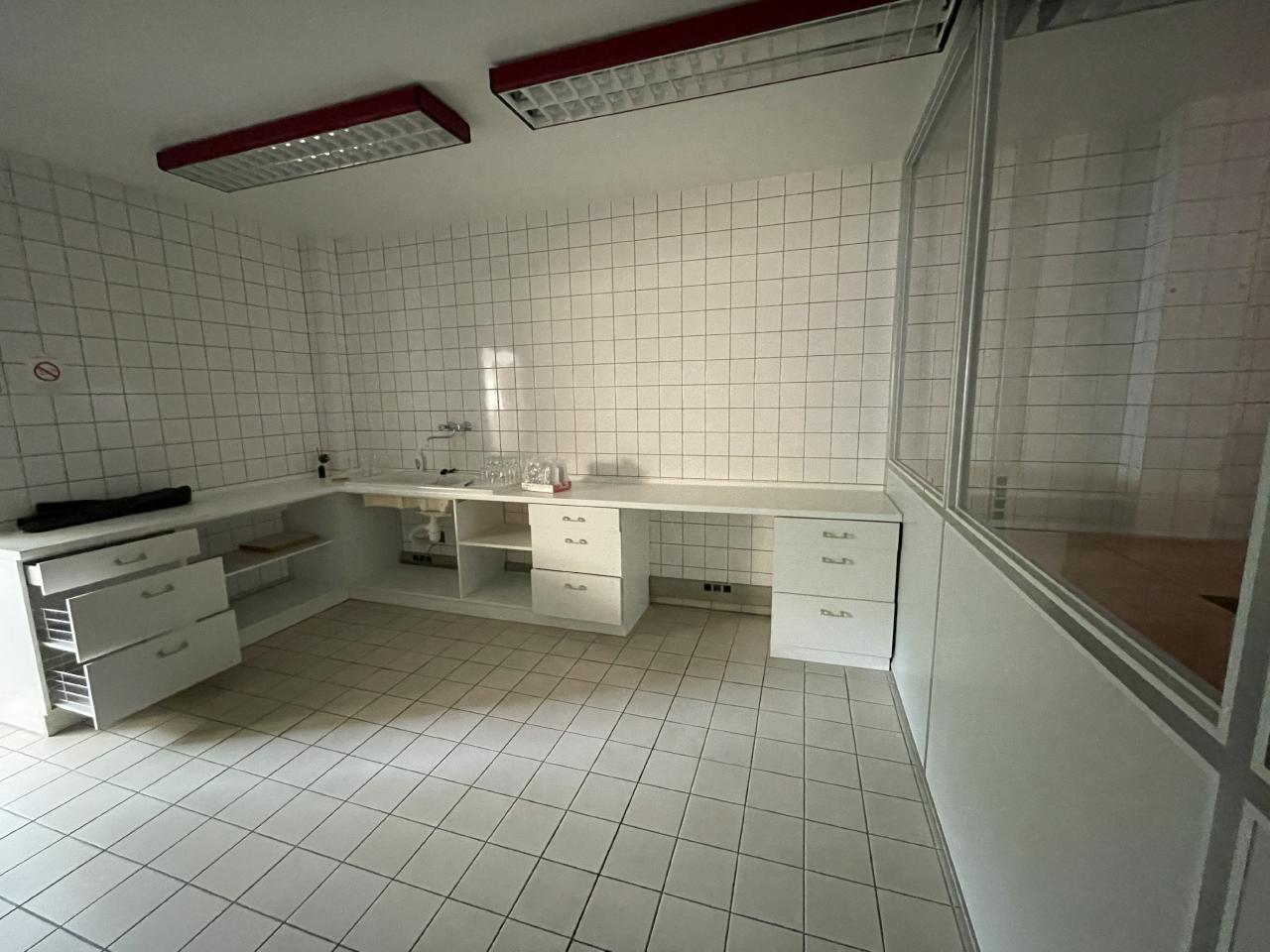 Vente bureau Wissembourg Bas-Rhin OVBUR2203847 3