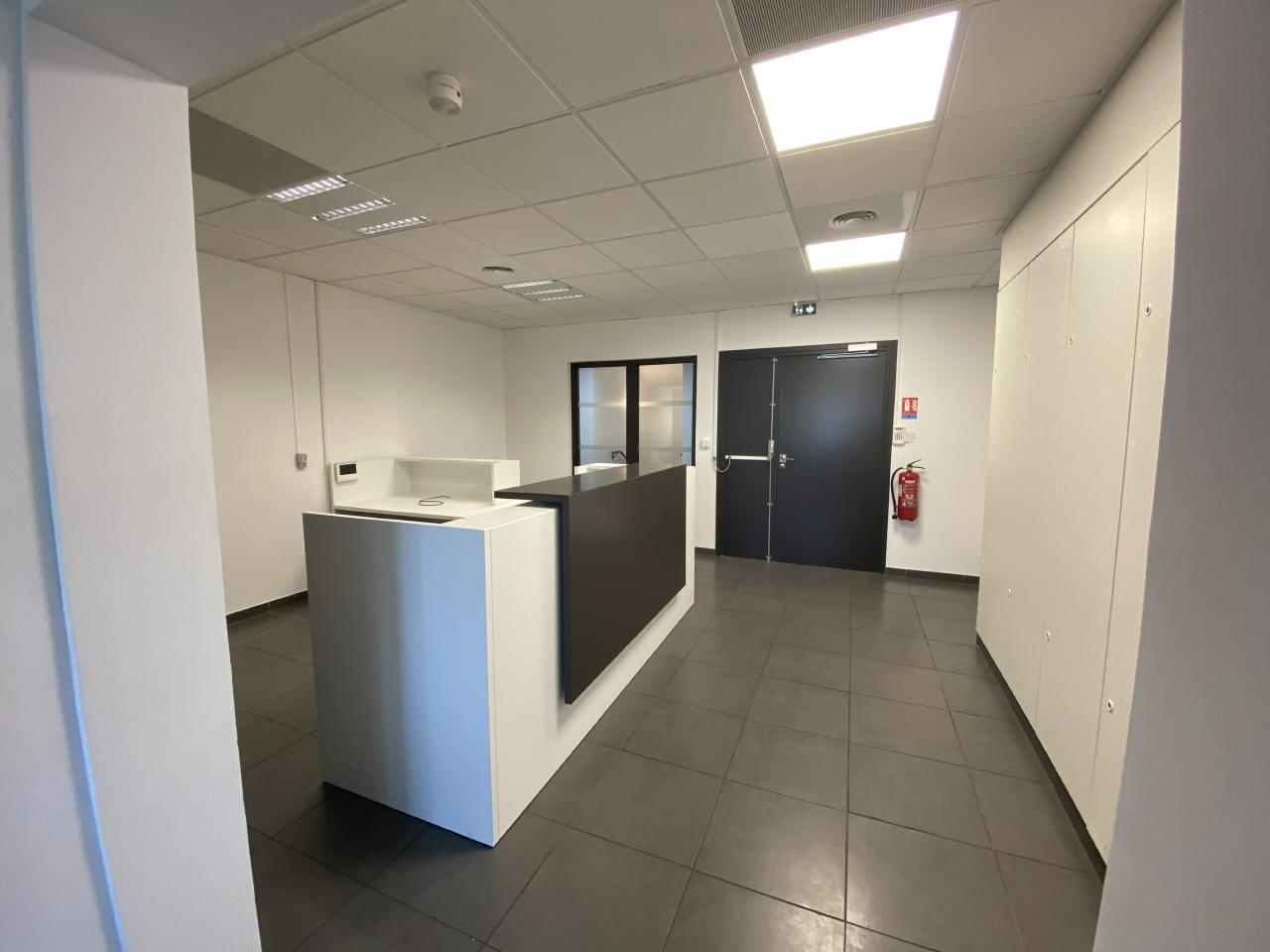 Location bureau Marignane Bouches-du-Rhône OLBUR2117538 5