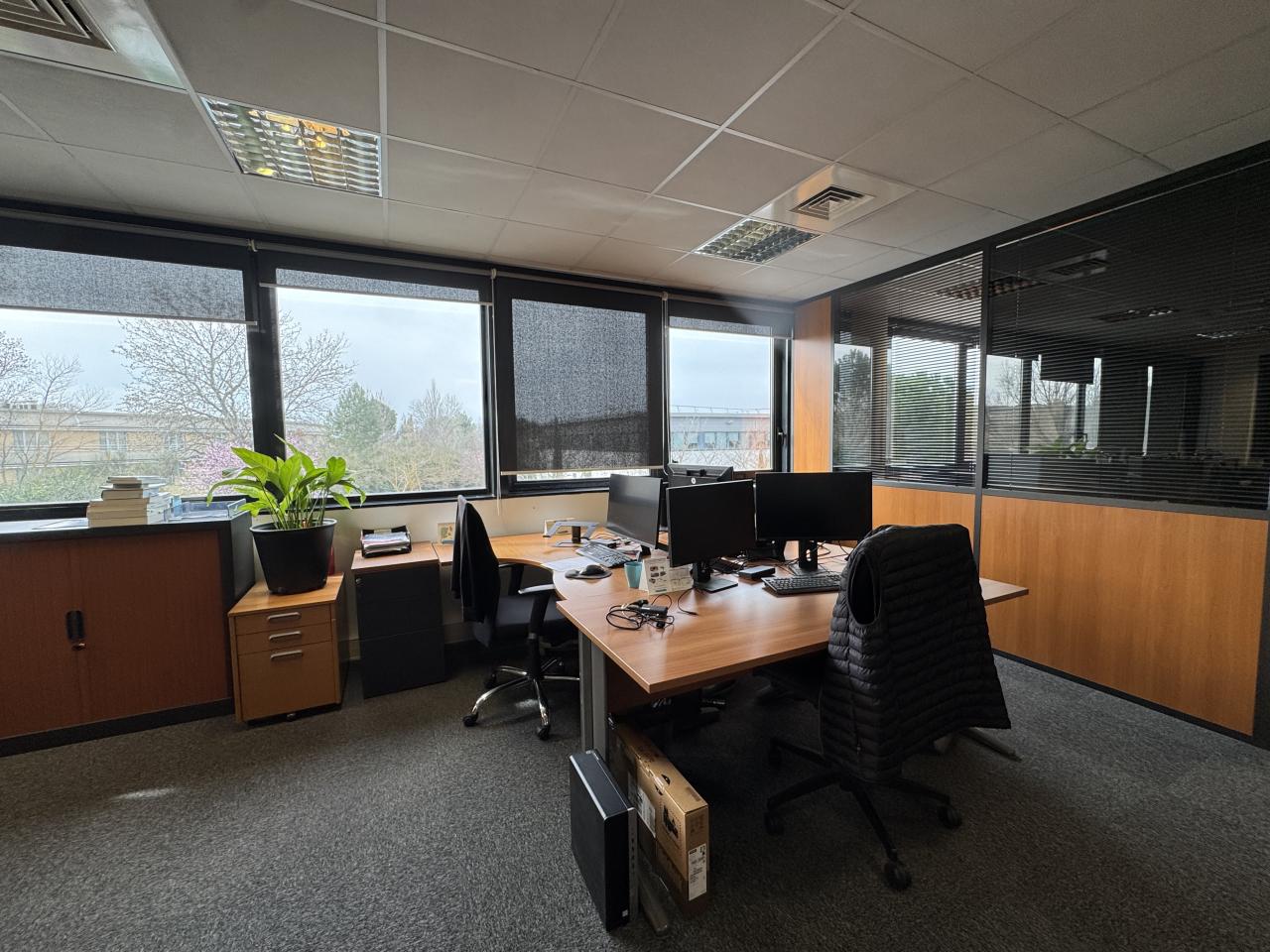 Location bureau Rousset Bouches-du-Rhône OLBUR2639660 9