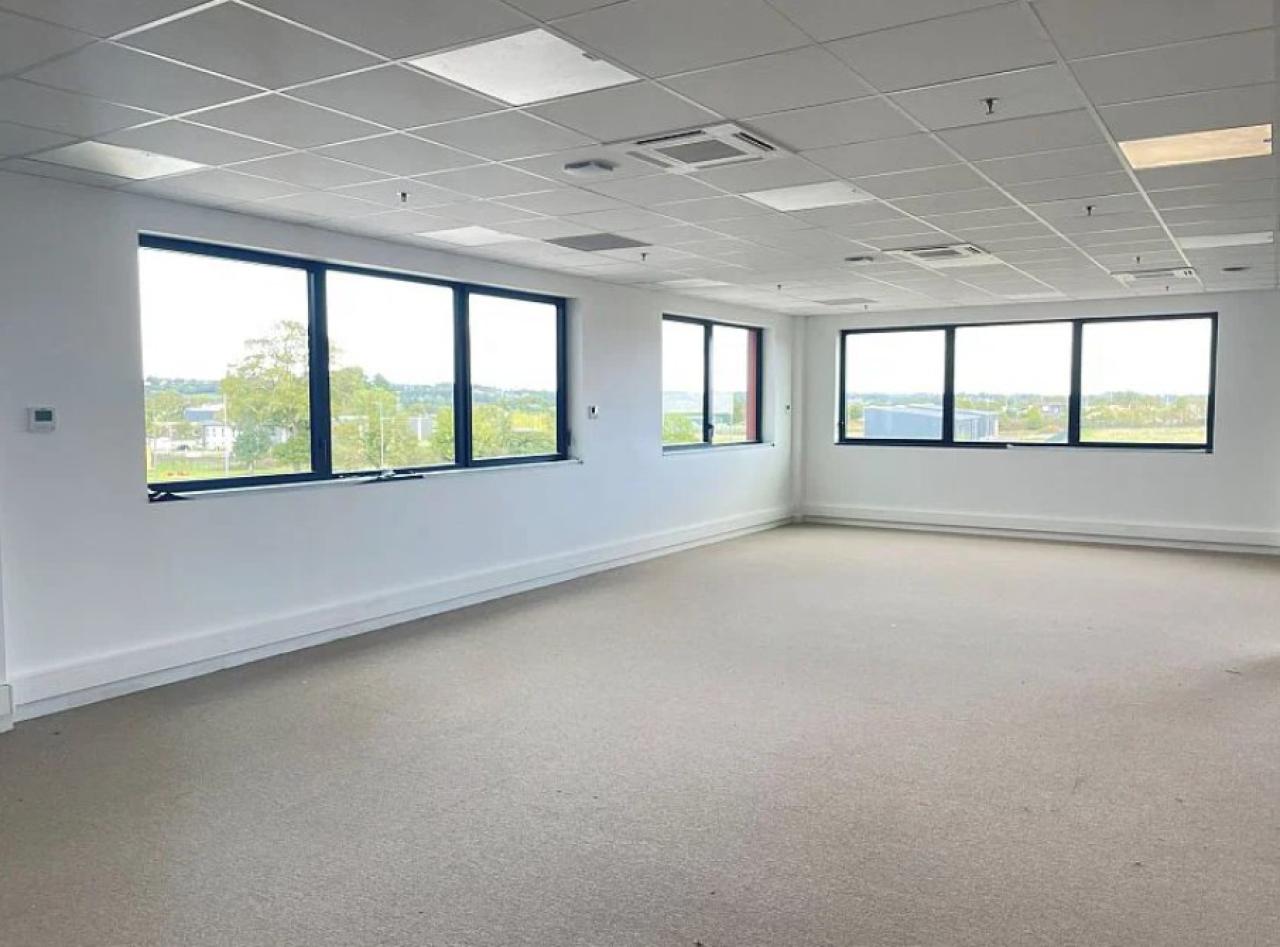 Location entrepôt classe a Pléchâtel Ille-et-Vilaine OLLOG2309076 4