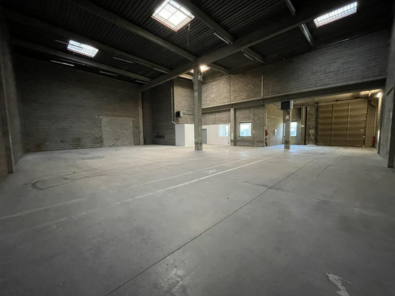 Vente local d'activité Saint-Quentin-Fallavier Isère OVACT2311149 12