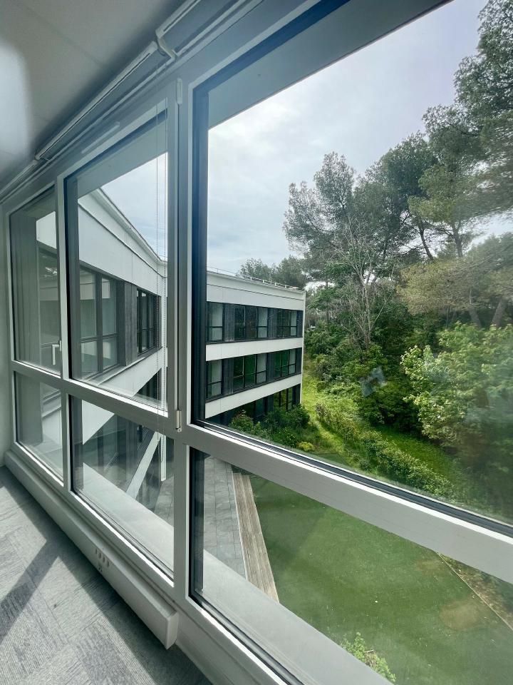 Location bureau Biot Alpes-Maritimes AOLBUR2421391_1 23