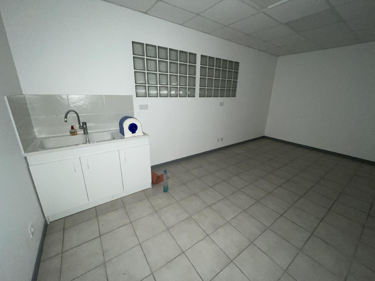 Location local d'activité Nazelles-Négron Indre-et-Loire OLACT2113850 7