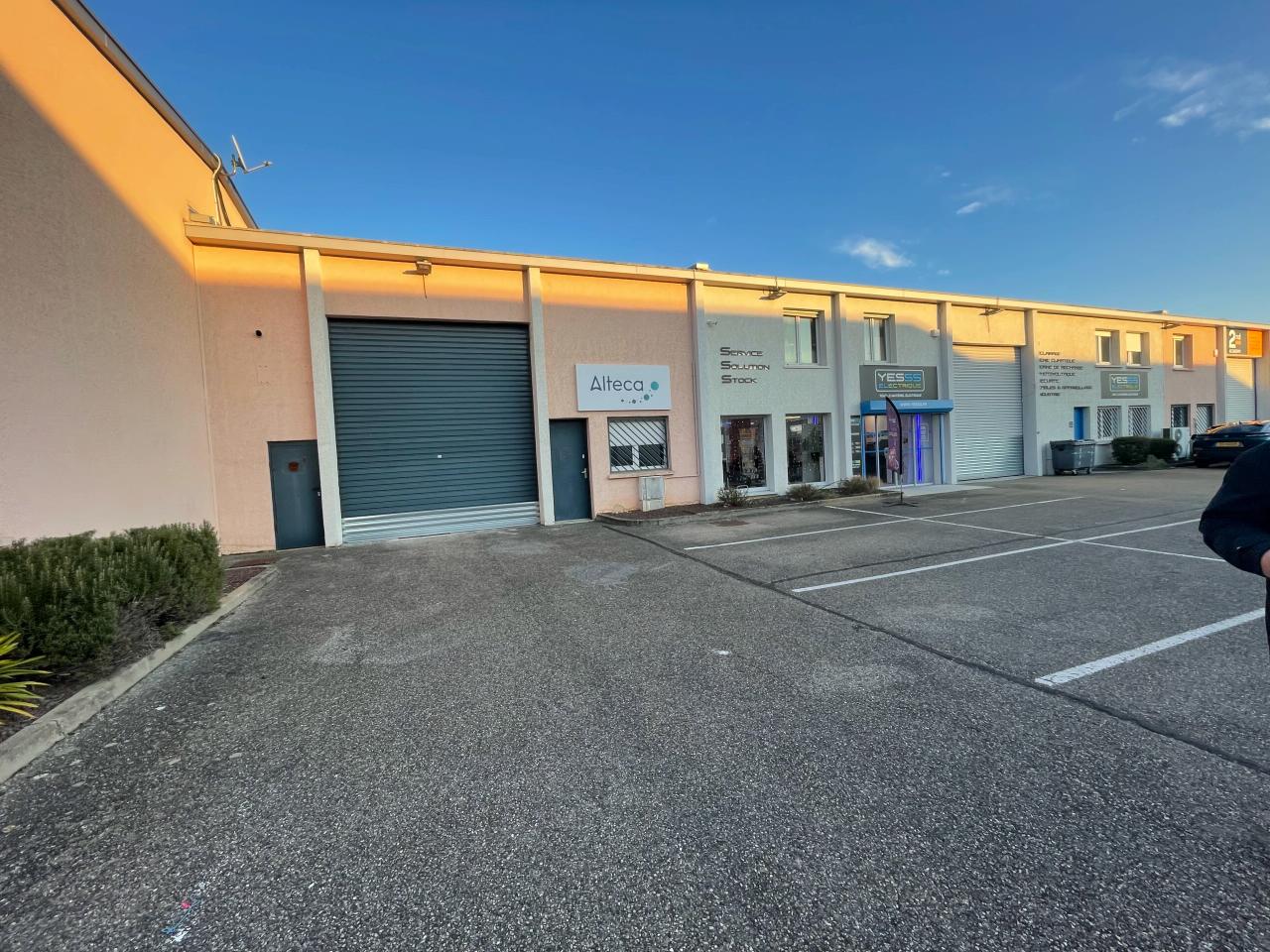 Location local d'activité Décines-Charpieu Rhône OLACT2108877 5