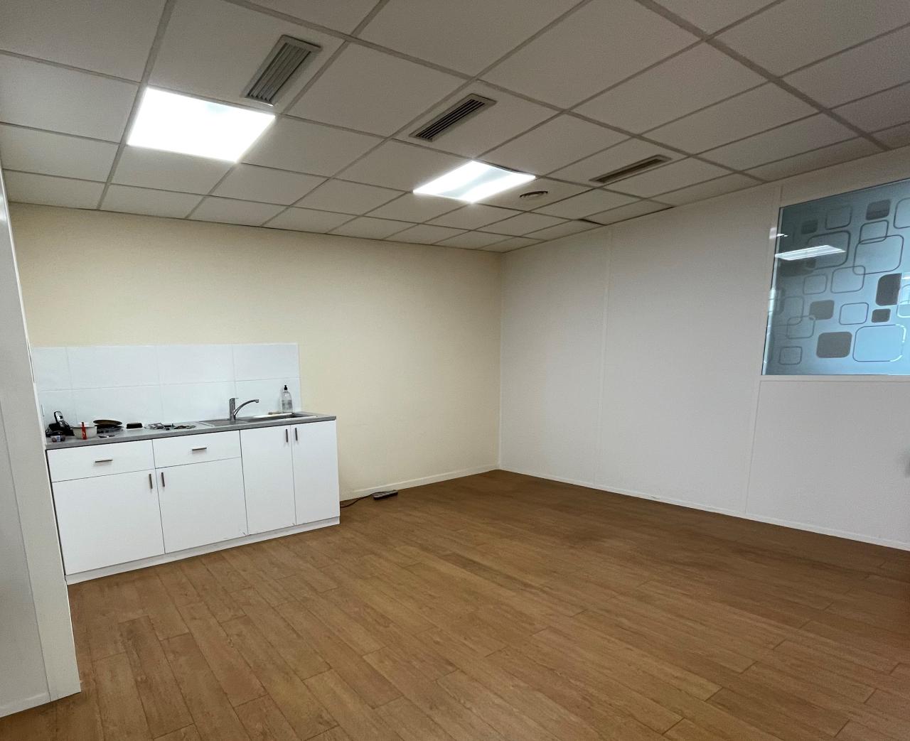 Location bureau Cergy Val-d'Oise OLBUR2310795 12