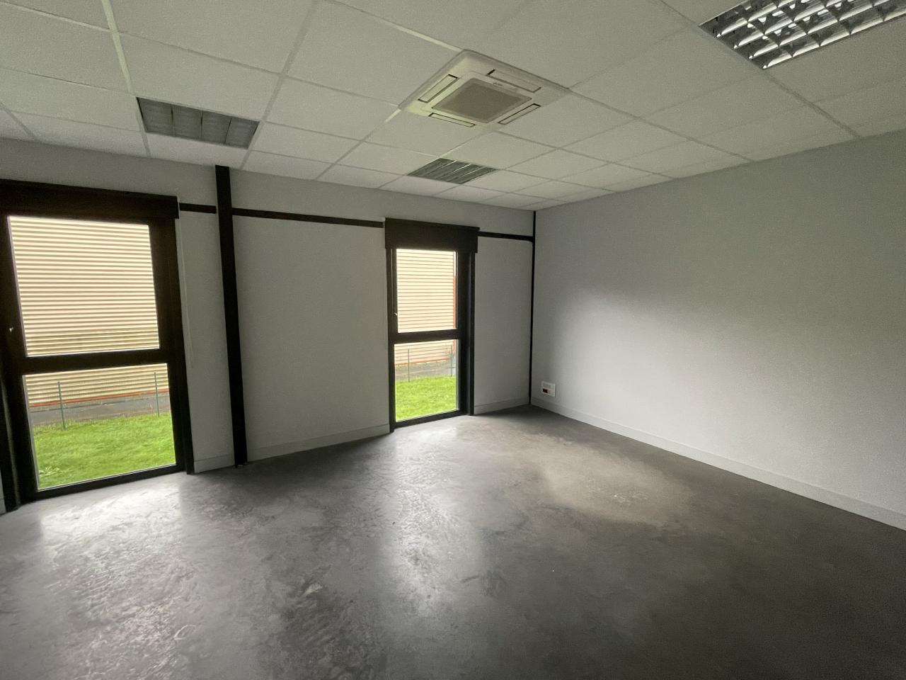 Location local d'activité Thorigné-Fouillard Ille-et-Vilaine OLACT2534637 3