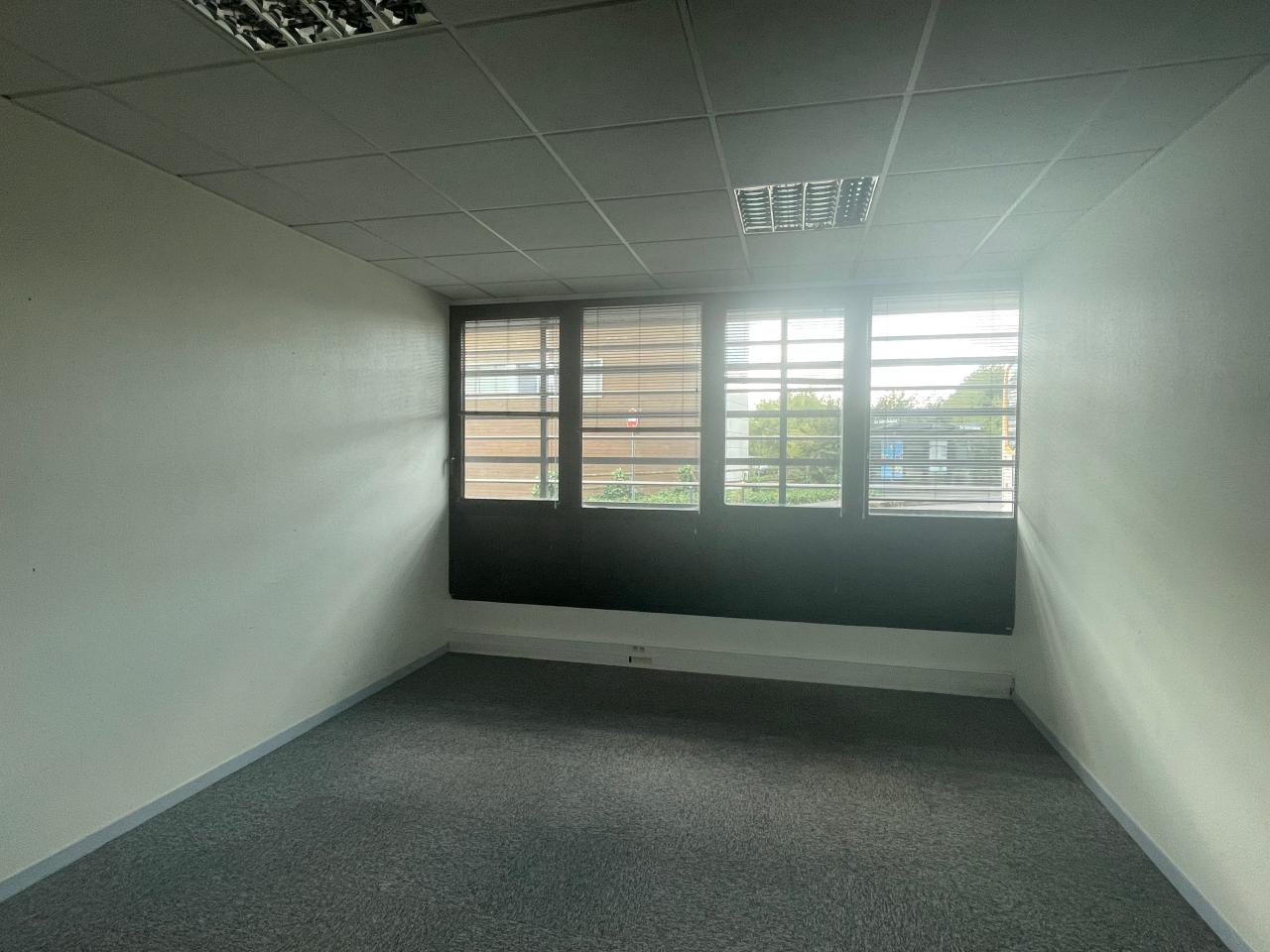 Location bureau Rennes Ille-et-Vilaine OLBUR2534298 5