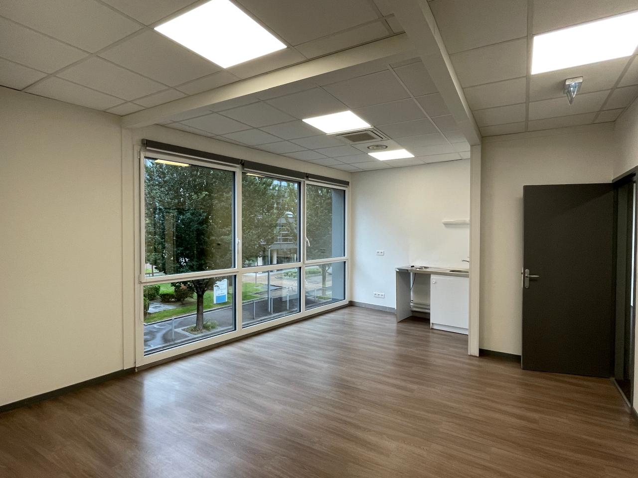 Location bureau Rouen Seine-Maritime OLBUR2531390 2