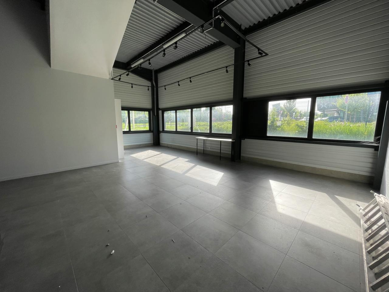 Location local d'activité Chanteloup-en-Brie Seine-et-Marne OLACT2425979 1