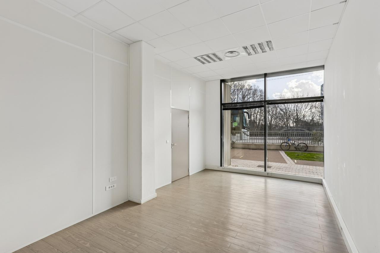 Location bureau Aix-en-Provence Bouches-du-Rhône OLBUR2529995 17