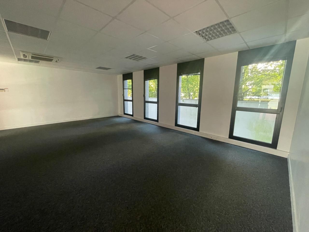 Location bureau Rennes Ille-et-Vilaine OLBUR2311364 4