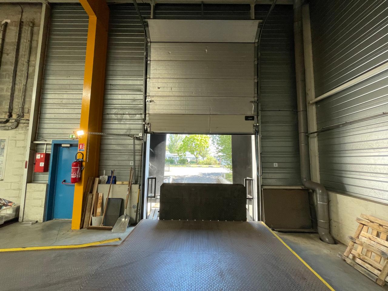 Vente local d'activité Coignières Yvelines OVACT2533803 13