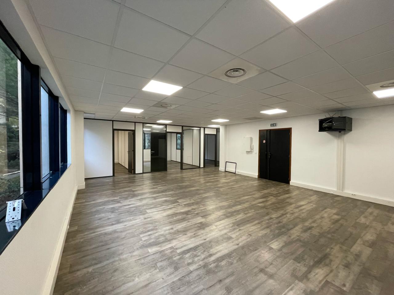 Location bureau Aix-en-Provence Bouches-du-Rhône OLBUR2115140 13