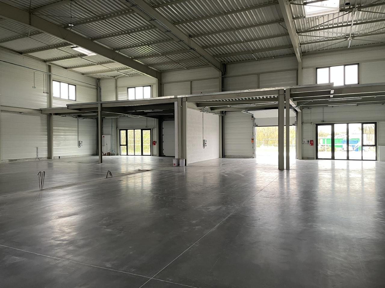 Vente local d'activité Le Bignon Loire-Atlantique OVACT2419896 1