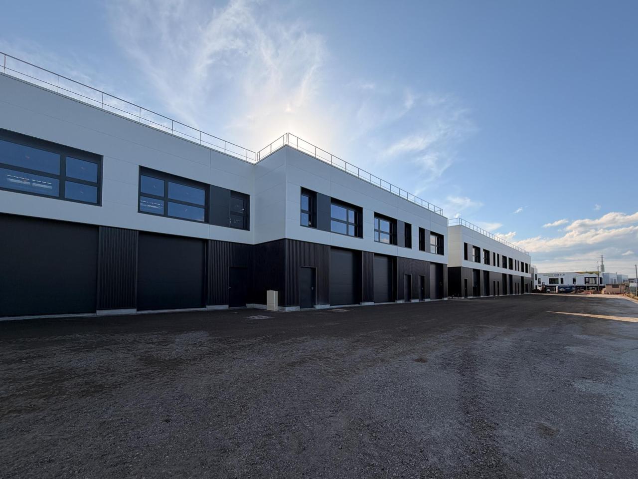 Location local d'activité Décines-Charpieu Rhône OLACT2534437 2