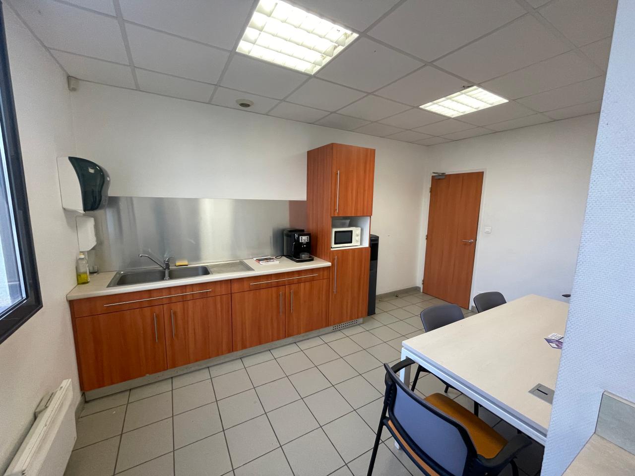 Location local d'activité Vern-sur-Seiche Ille-et-Vilaine OLACT2310937 3