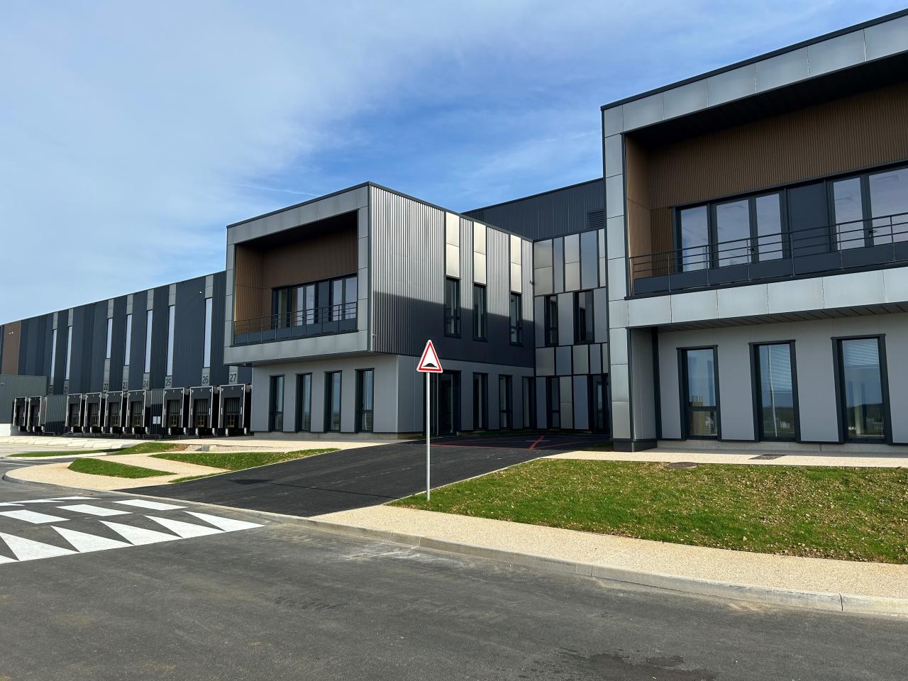 Location entrepôt classe a Sens Yonne OLLOG2421049 3