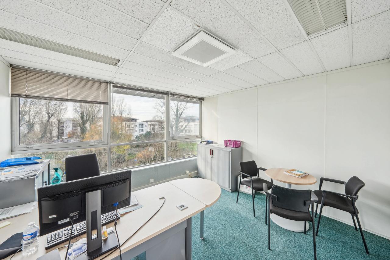 Location bureau Bruges Gironde OLBUR2425501 5