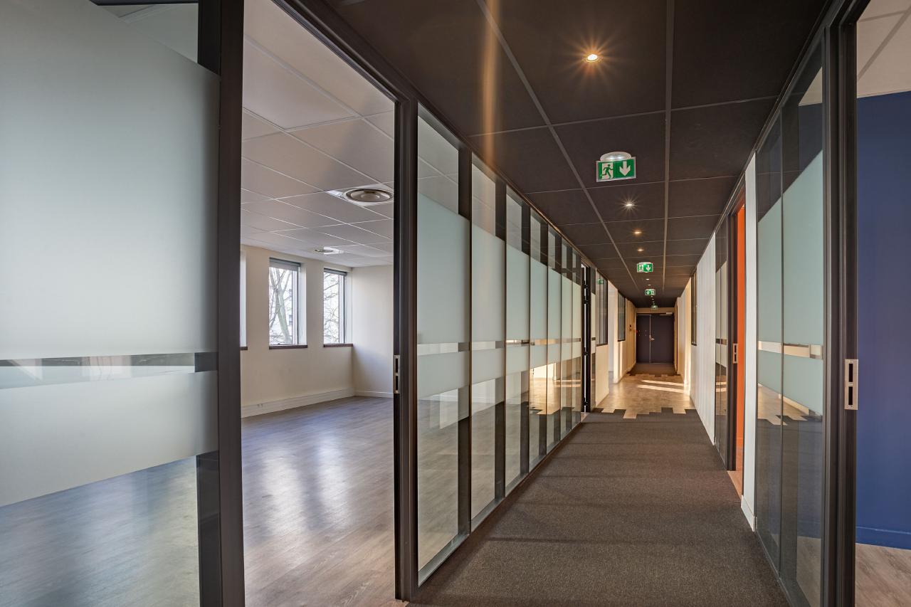 Vente bureau Montreuil Seine-Saint-Denis OVBUR2426328 1