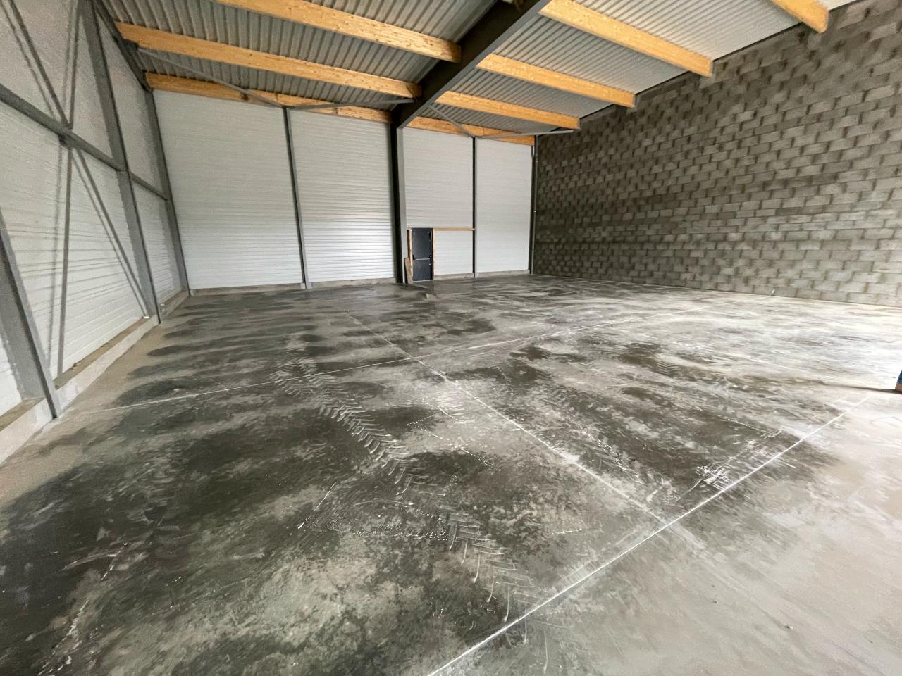 Vente local d'activité Liffré Ille-et-Vilaine OVACT2311813 1