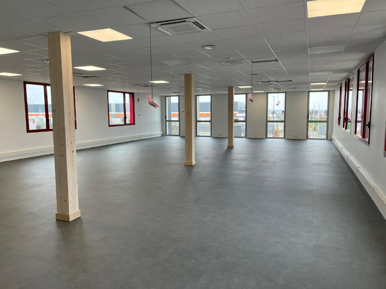 Location entrepôt classe a Le Thillay Val-d'Oise OLLOG2114508 6