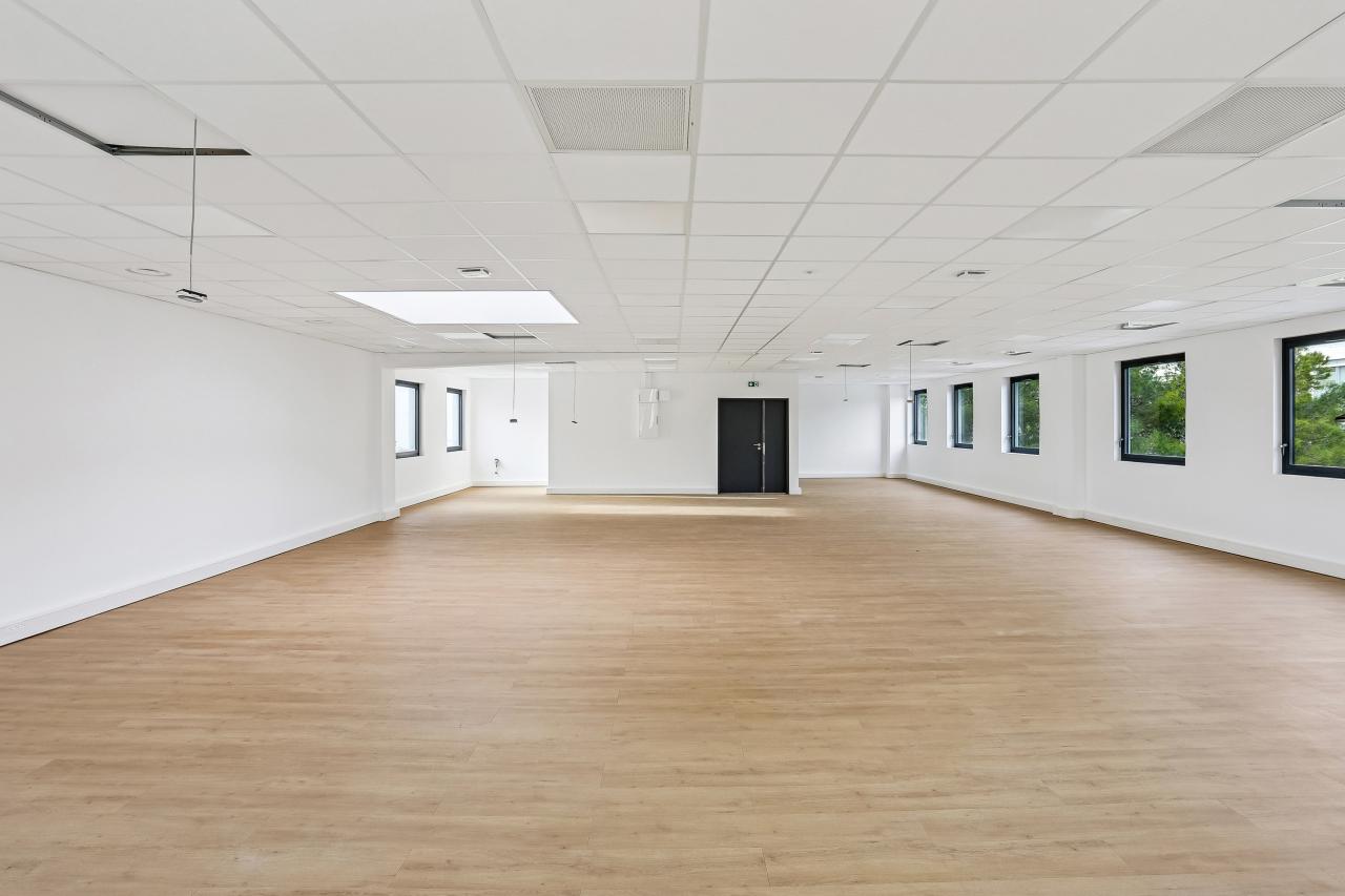 Location bureau Vitrolles Bouches-du-Rhône OLBUR2114916 16