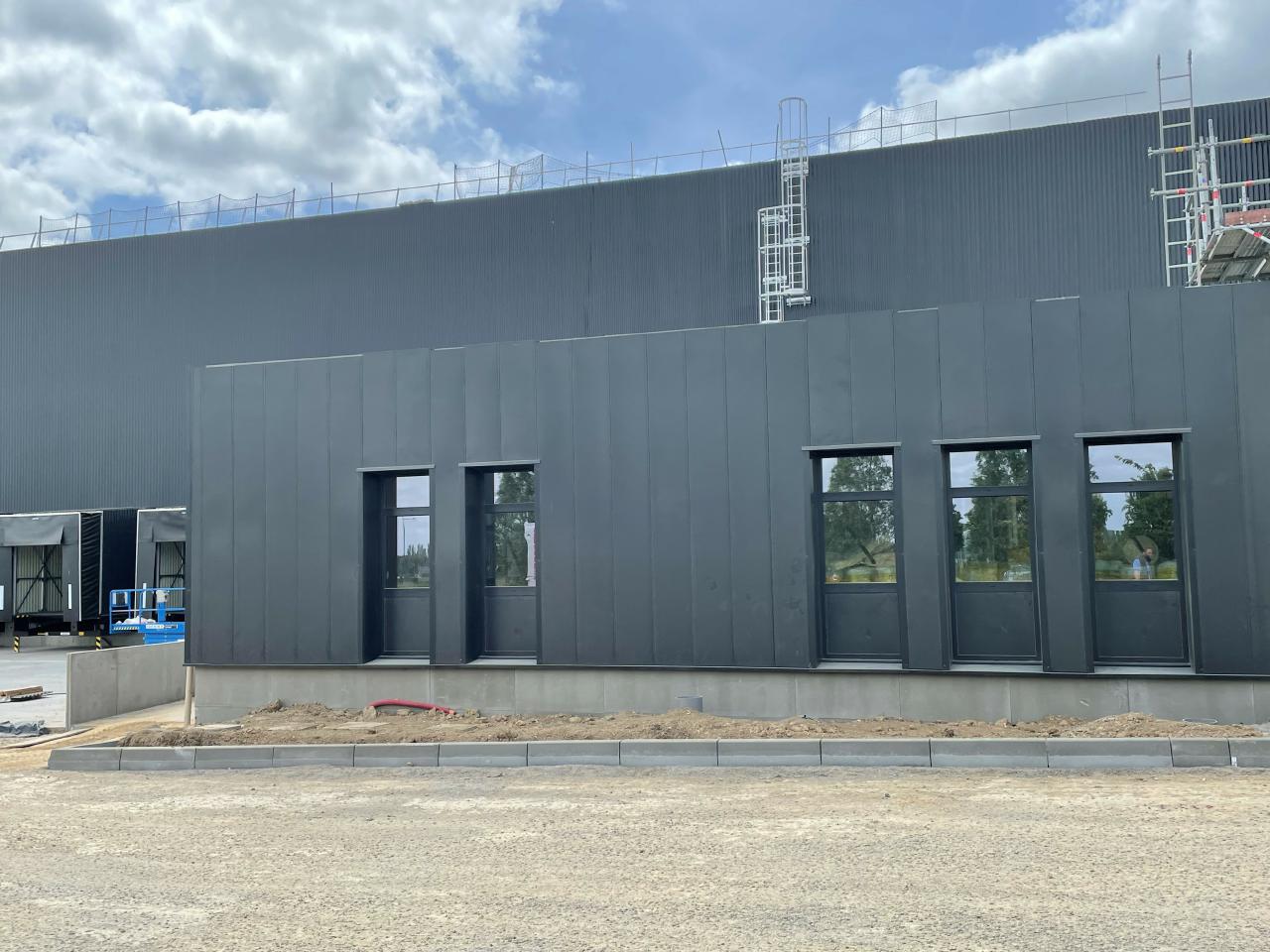 Location entrepôt classe a Brebières Pas-de-Calais OLLOG2203225 7