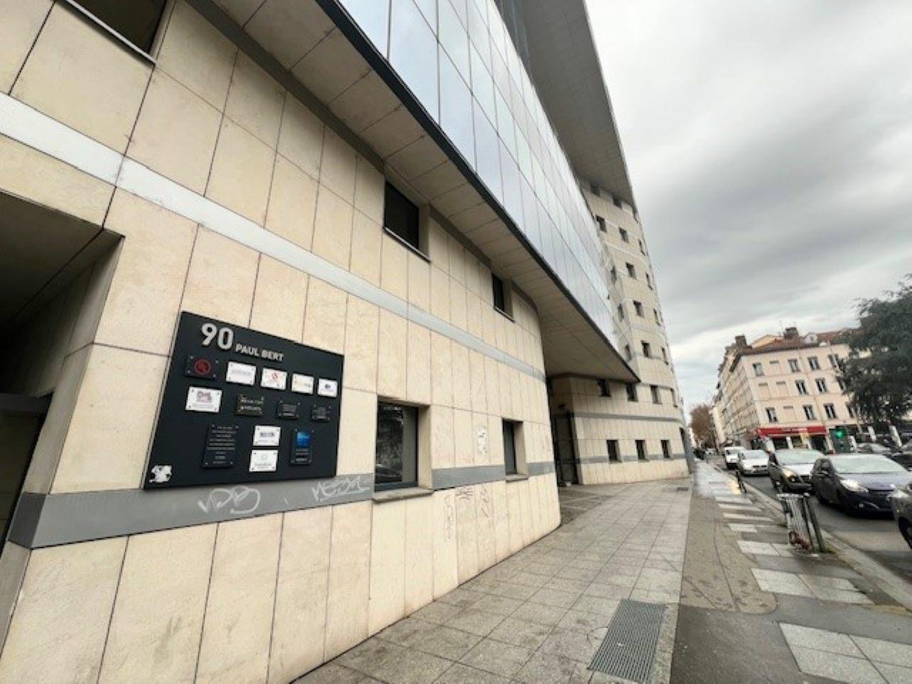 Vente bureau Lyon Rhône OVBUR2419610 5