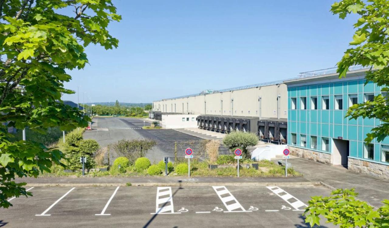 Vente entrepôt classe a Ploumagoar Côtes-d'Armor OVLOG2313151 7