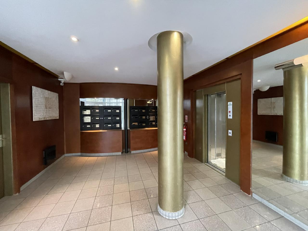 Vente bureau Strasbourg Bas-Rhin OVBUR2110747 1