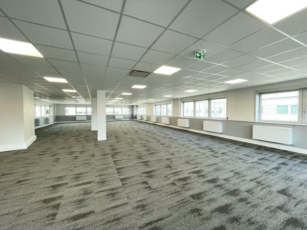 Location bureau Tremblay-en-France Seine-Saint-Denis OLBUR2106845 4