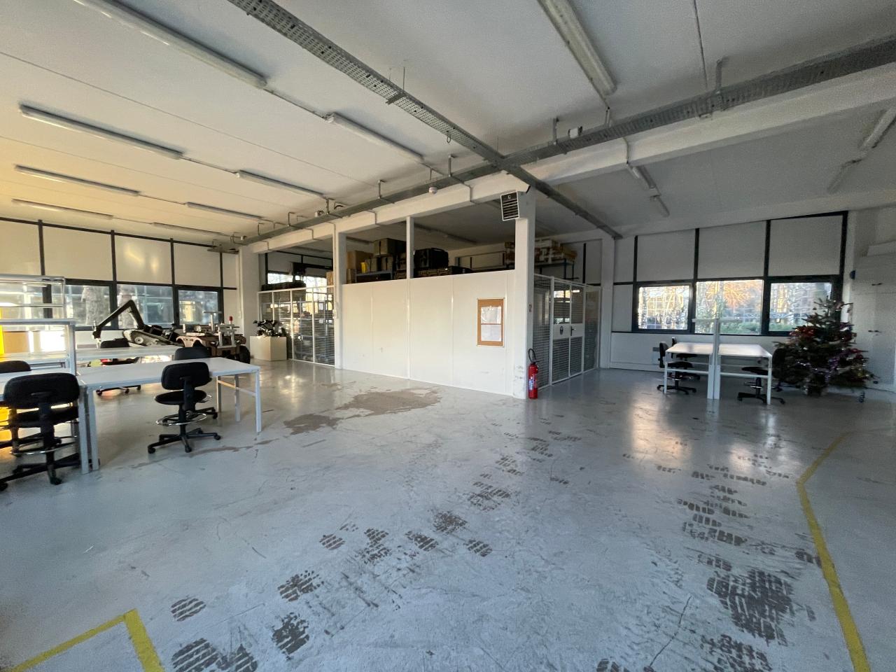 Vente local d'activité Saclay Essonne OVACT2530047 4