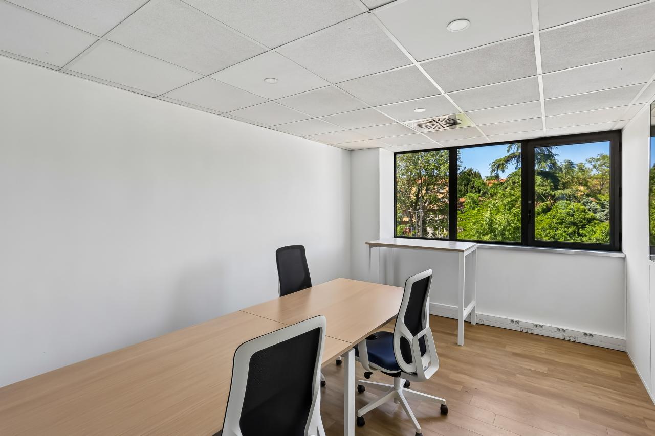 Location bureau Aix-en-Provence Bouches-du-Rhône OLBUR2421641 3