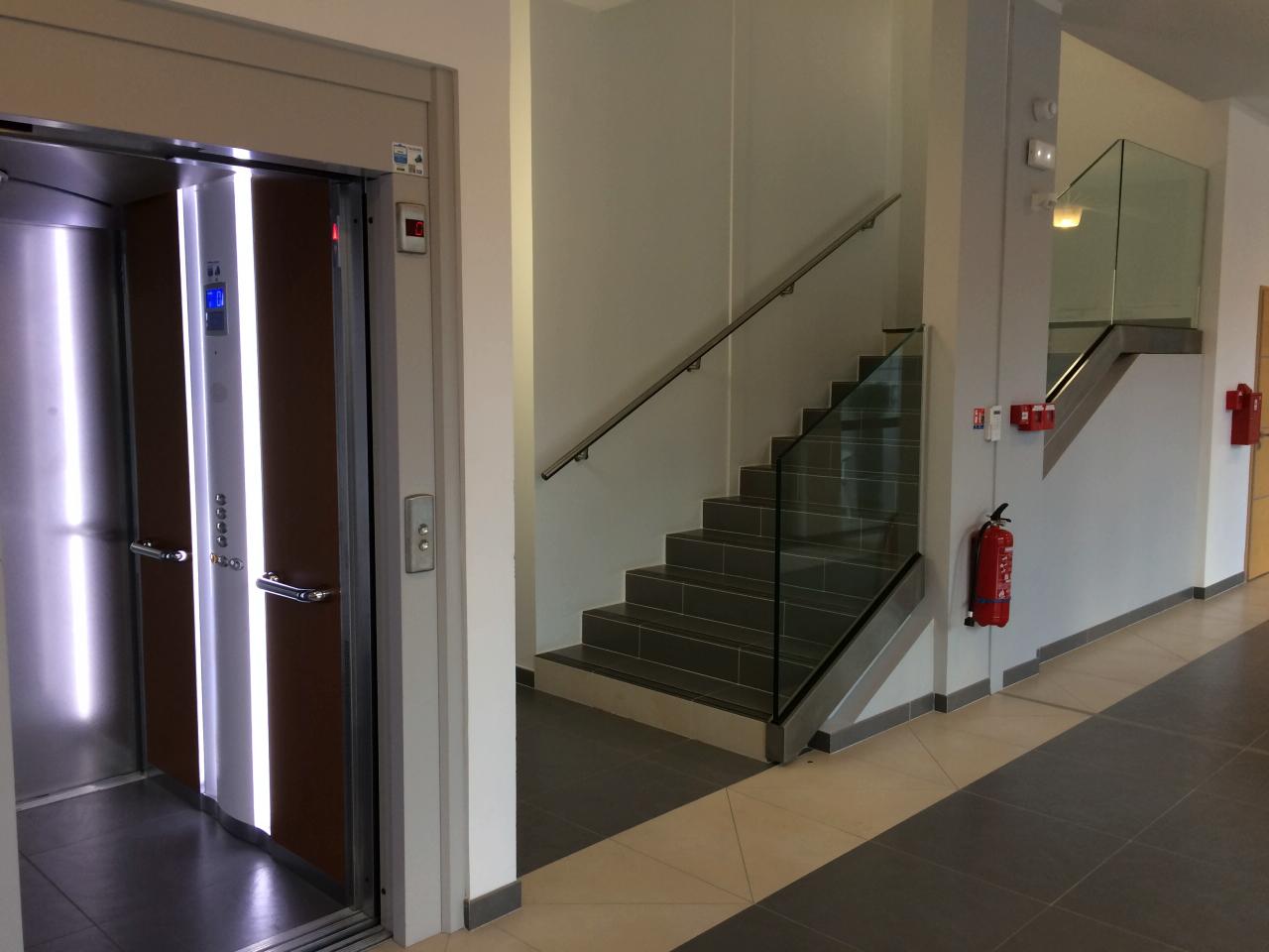 Location coworking Sophia Antipolis Alpes-Maritimes OLBUR2117373 19