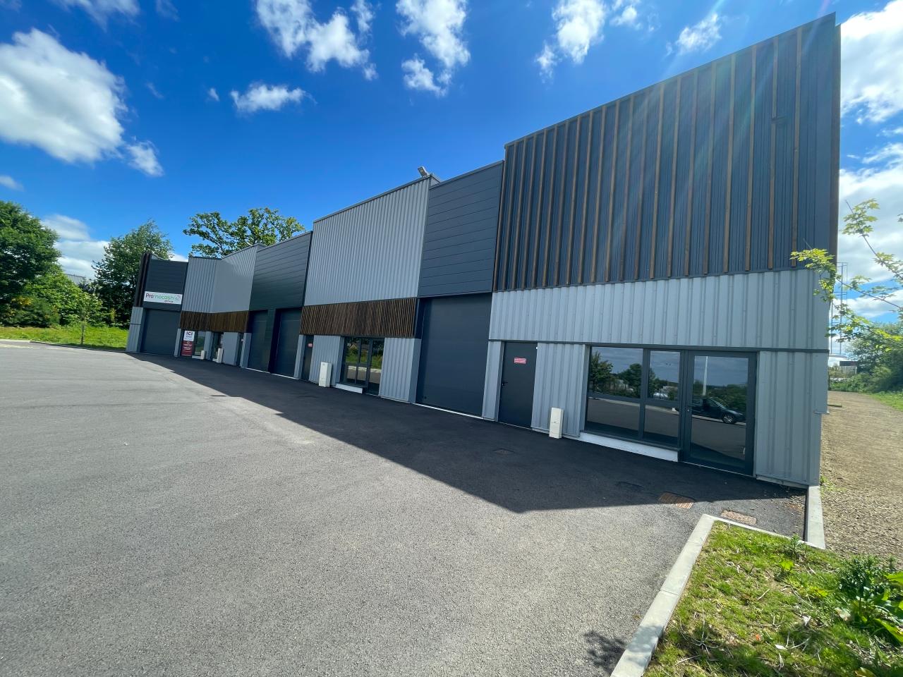 Vente local d'activité Vitré Ille-et-Vilaine OVACT2206979