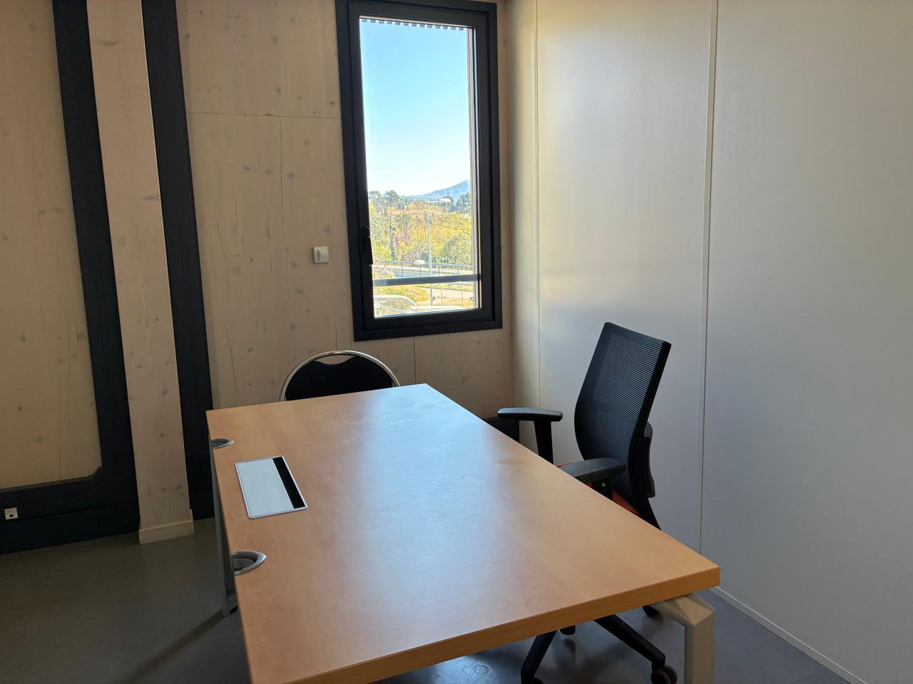 Location bureau Aix-en-Provence Bouches-du-Rhône OLBUR2202124 16