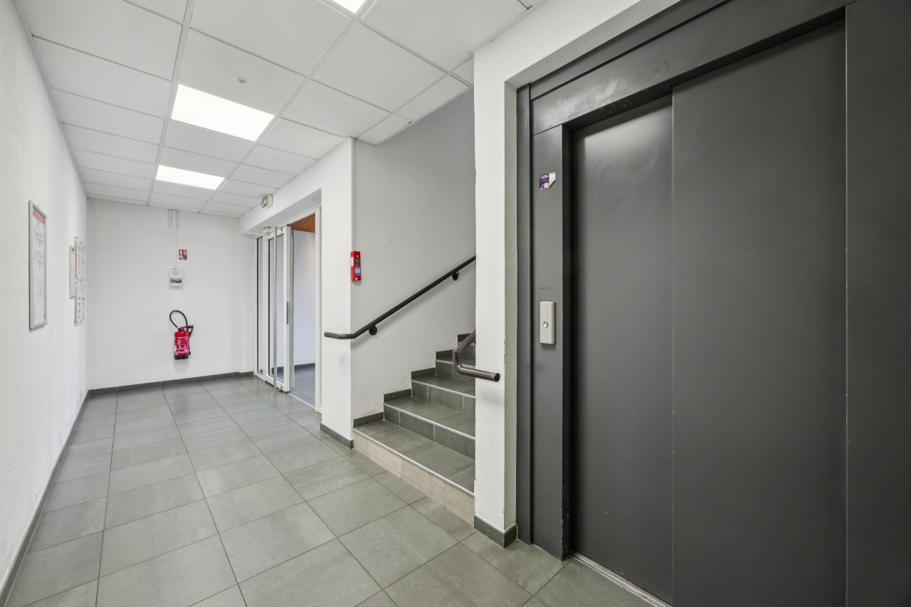 Location bureau Marignane Bouches-du-Rhône OLBUR2117538 11