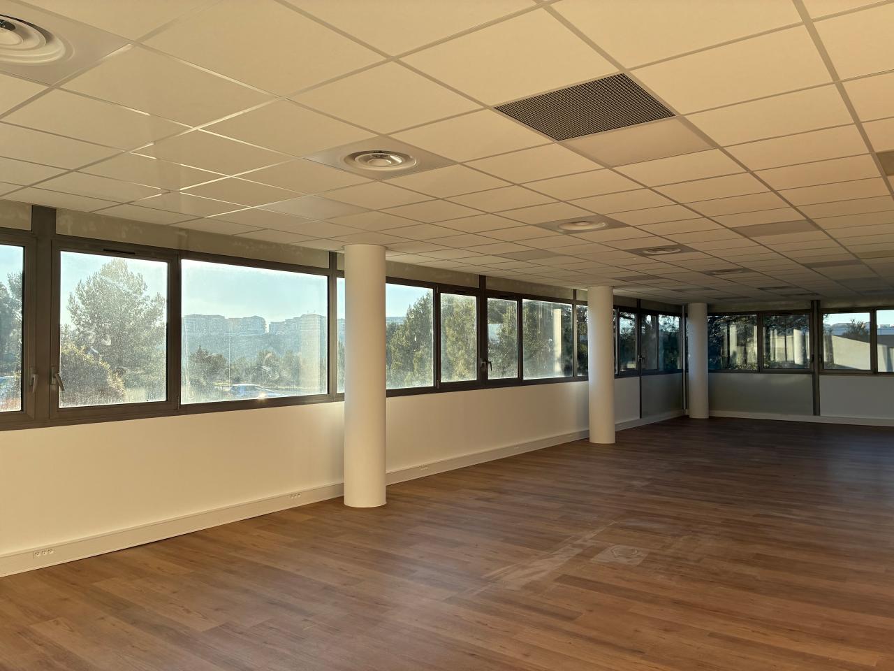 Location bureau Aix-en-Provence Bouches-du-Rhône OLBUR2117207 8