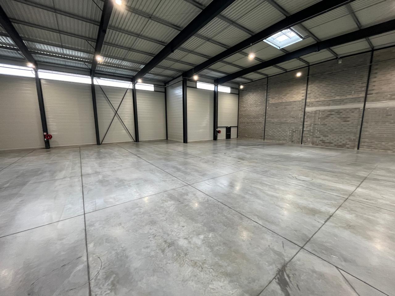 Location local d'activité Nîmes Gard OLACT2423791 5