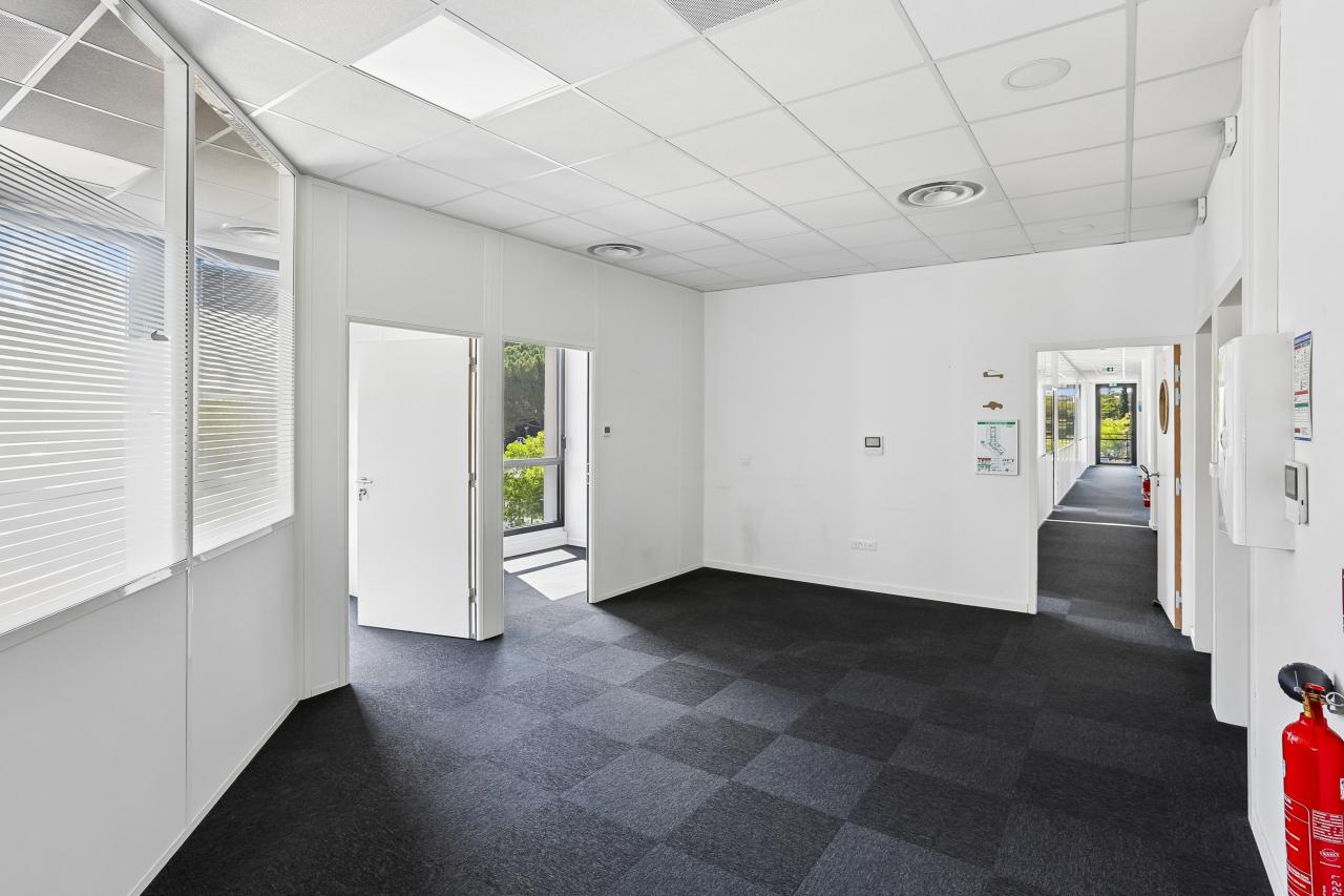 Location bureau Aix-en-Provence Bouches-du-Rhône OLBUR2115137 6