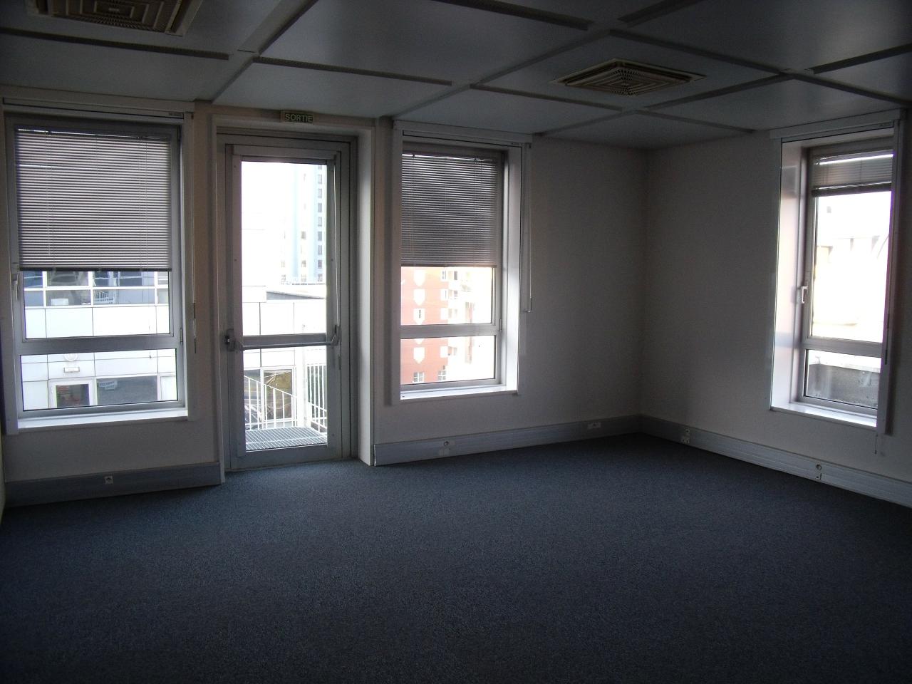 Location bureau Cergy Val-d'Oise OLBUR2203526 15