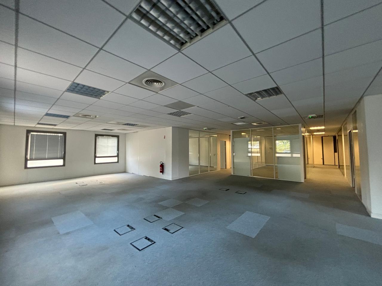 Location bureau Limonest Rhône OLBUR2109087 11