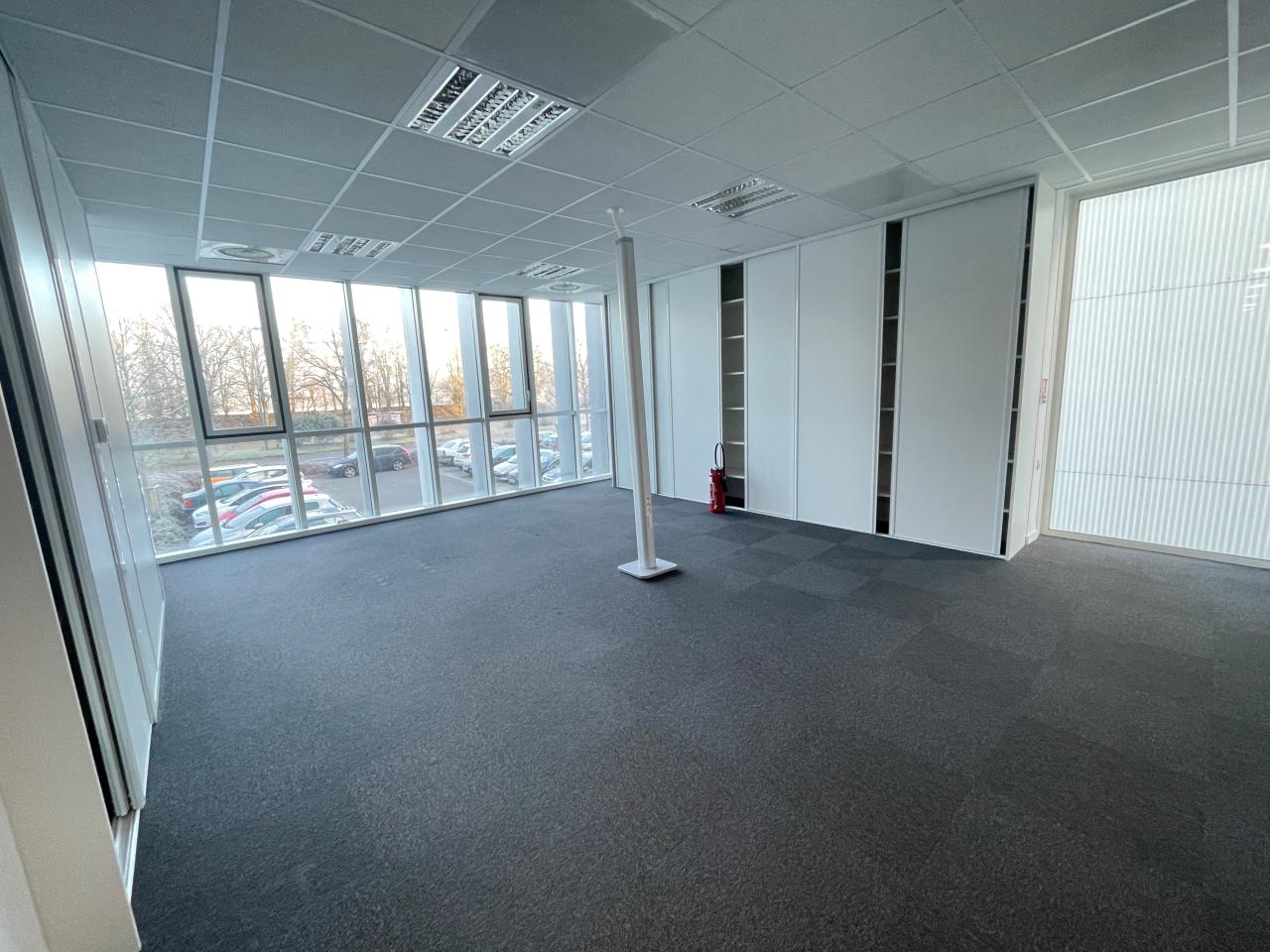 Location bureau Rennes Ille-et-Vilaine OLBUR2426528 2