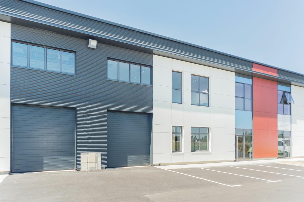 Vente local d'activité Lieusaint Seine-et-Marne OVACT2422761 1