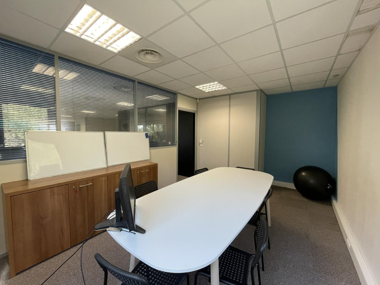 Location bureau Aix-en-Provence Bouches-du-Rhône OLBUR2114968 4