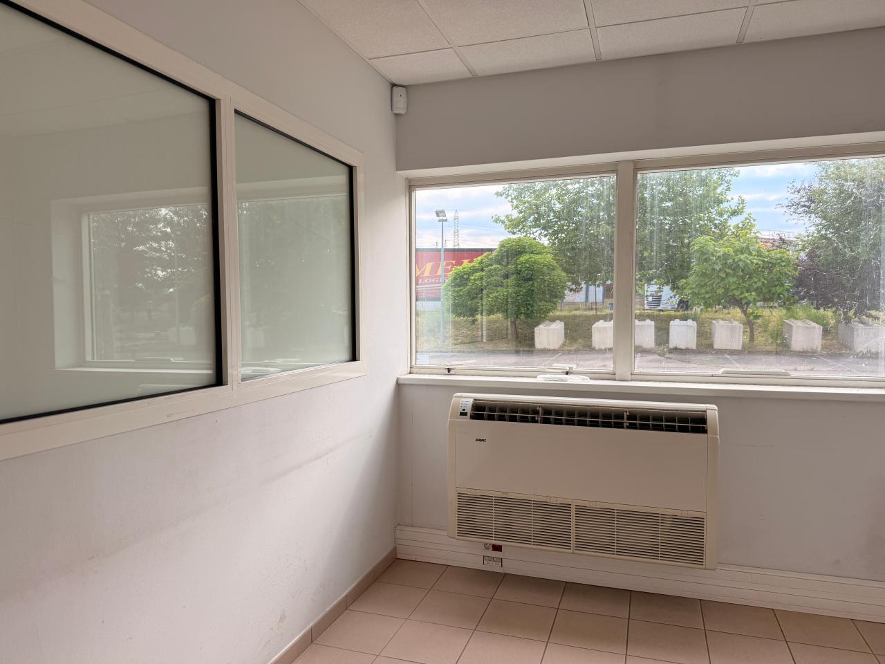 Vente entrepôt Ennery Moselle OVLOG2530161 7